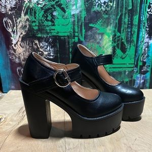Platform Mary janes